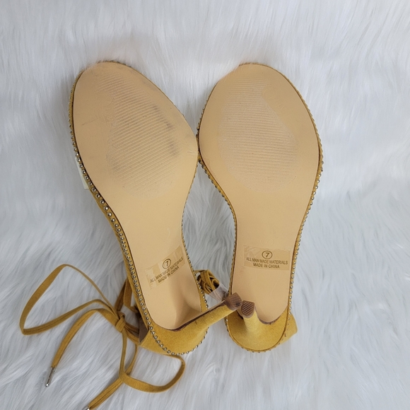 Stiletto heeled sandals lace up. - Picture 9 of 10